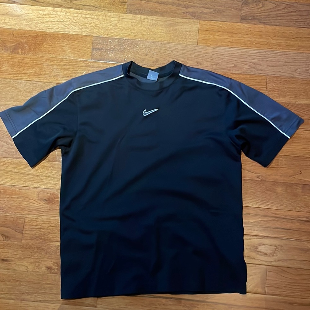Vintage nike basketball tee